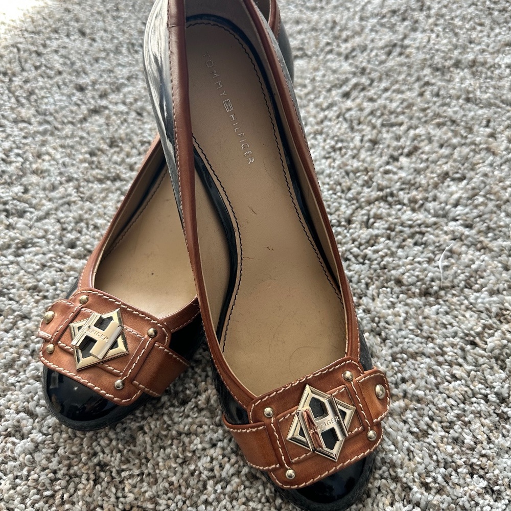 New Tommy Hilfiger size 6 1/2